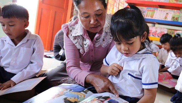 How to Read to Children: Why Training Teachers Matters
